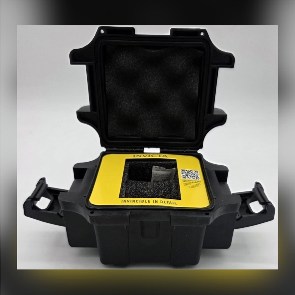 Invicta Black Storage Case - Picture 2 of 2
